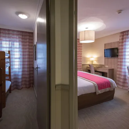 Szálloda Bleues Royal Westminster 3*