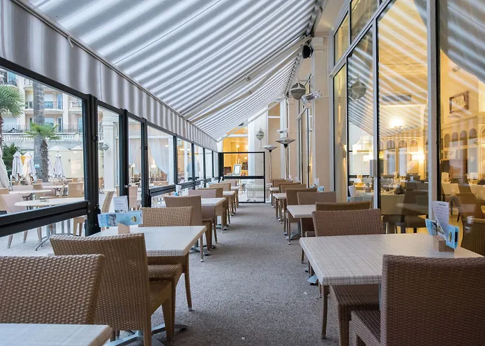 Bleues Royal Westminster Hotel Mentone