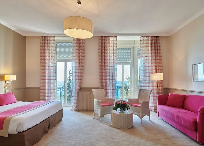 Bleues Royal Westminster Mentone