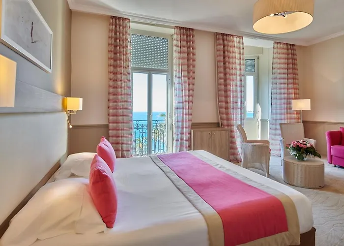 Bleues Royal Westminster Hotel Mentone