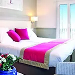 Bleues Royal Westminster Otel 3*