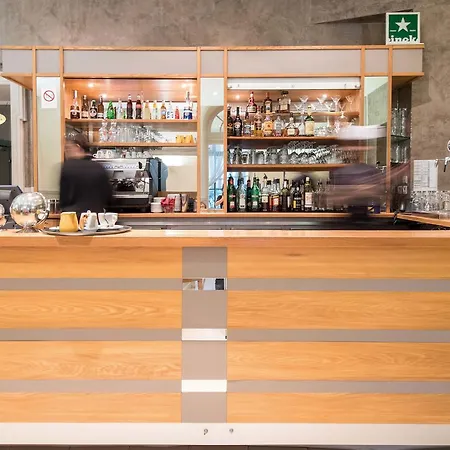 Hotel Bleues Royal Westminster