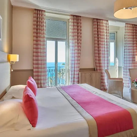 Bleues Royal Westminster Szálloda Menton