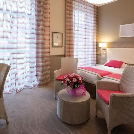 Bleues Royal Westminster Mentone