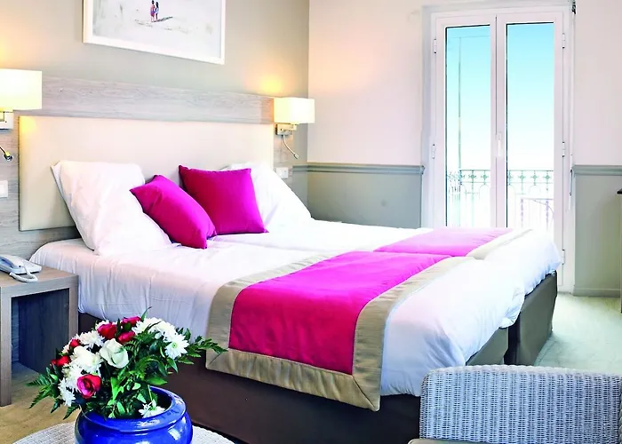 Bleues Royal Westminster Hotel 3*