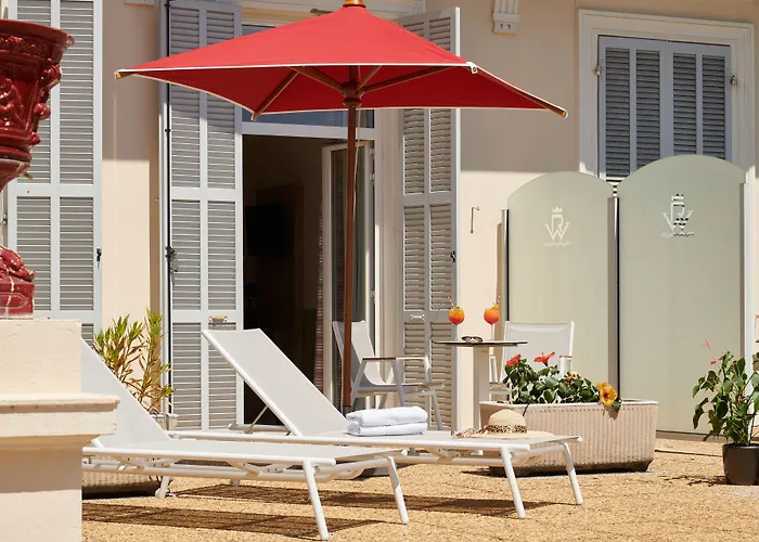 Bleues Royal Westminster 3* Menton