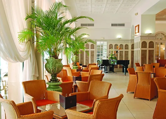 Bleues Royal Westminster Hotel Menton