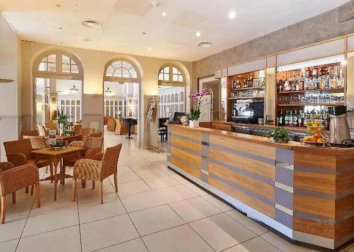 Bleues Royal Westminster 3*